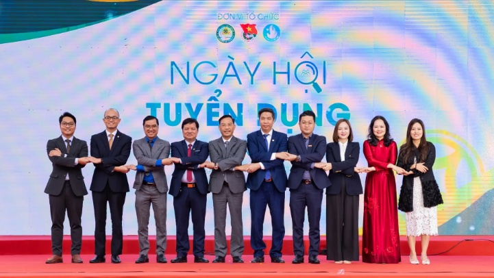 Agribank đồng hành cùng Ngày hội tuyển dụng Học viện Tài chính